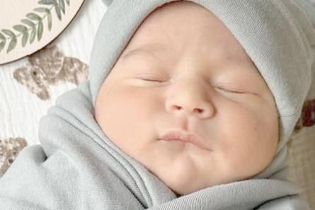 2025年8月8日出生的宝宝五行缺什么